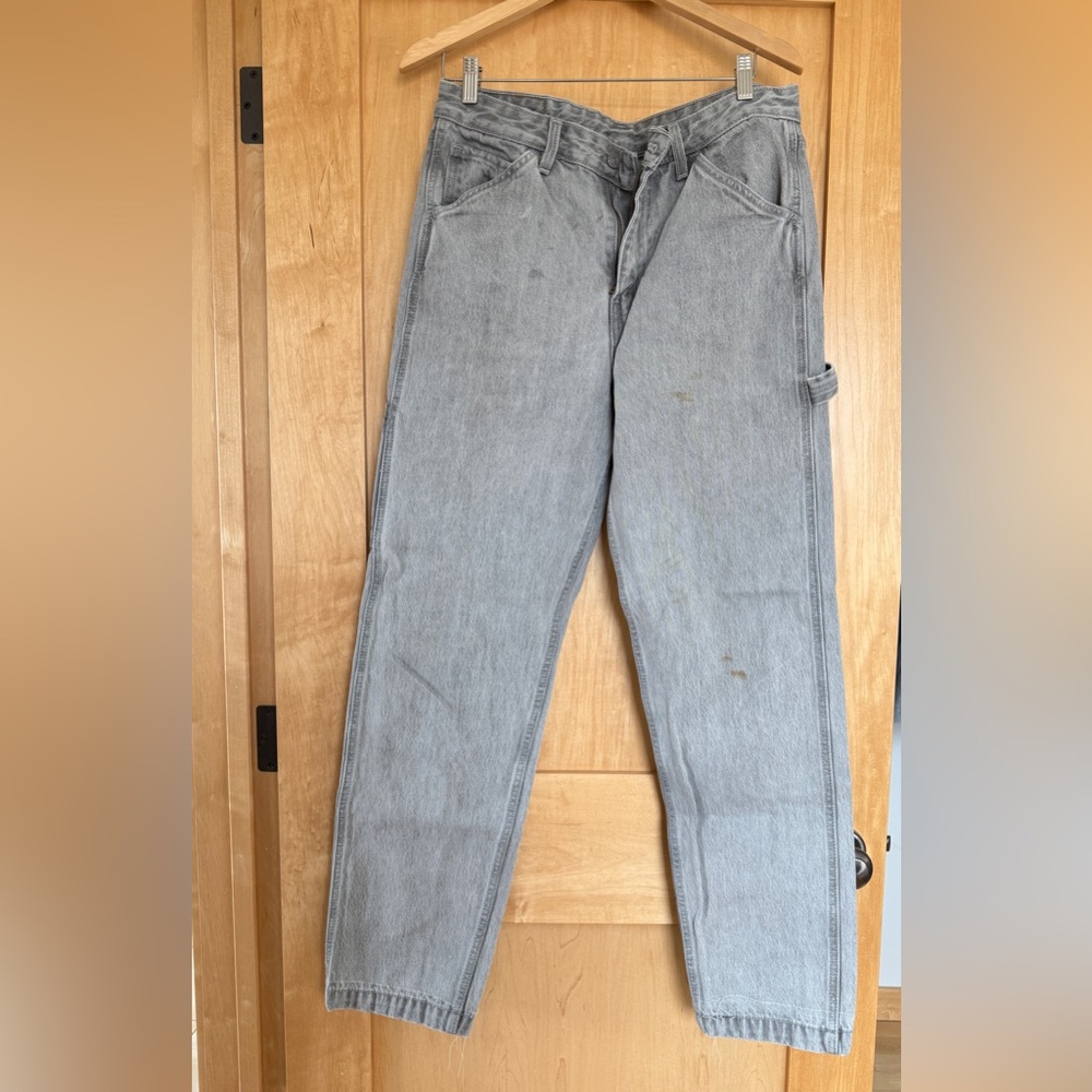 Men’s distressed Levi’s Gray Denim Jeans